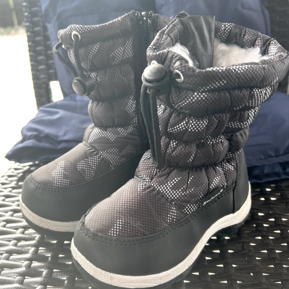 Little Boy Snow boots